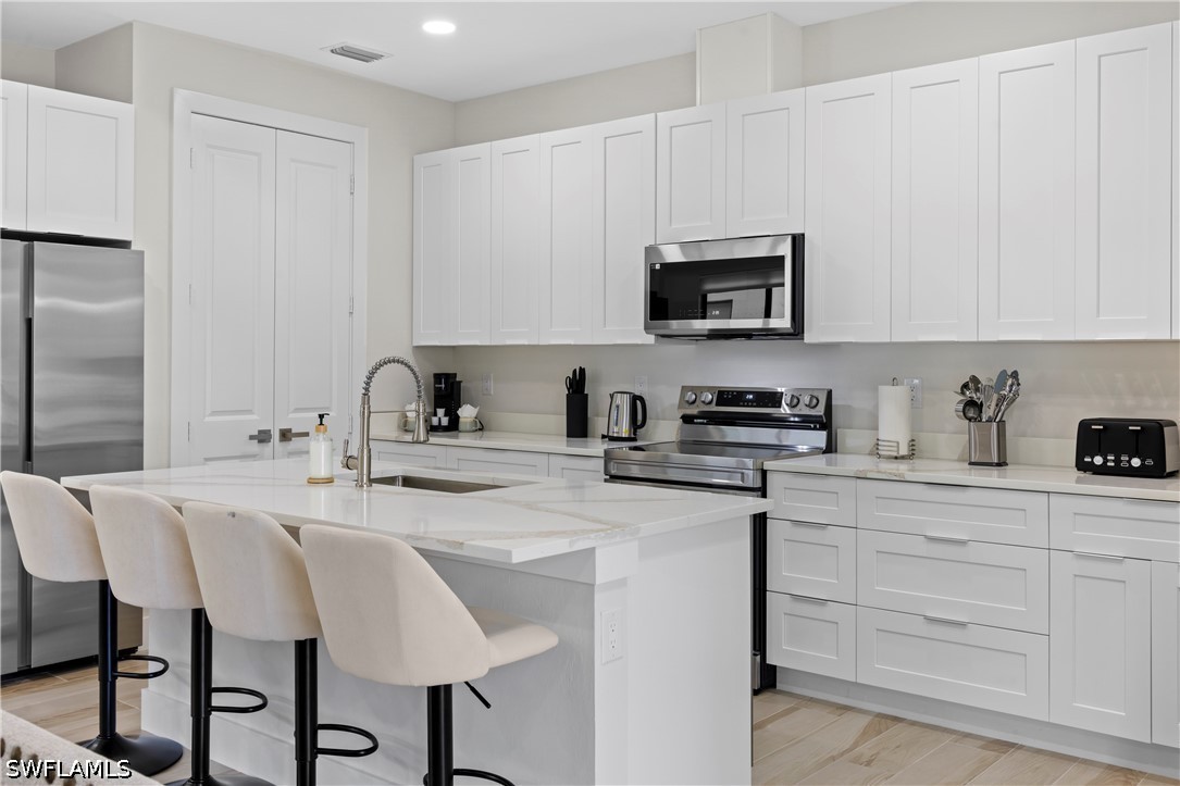4 Bed SingleFamilyResidence for Sale in Naples, photo 19
