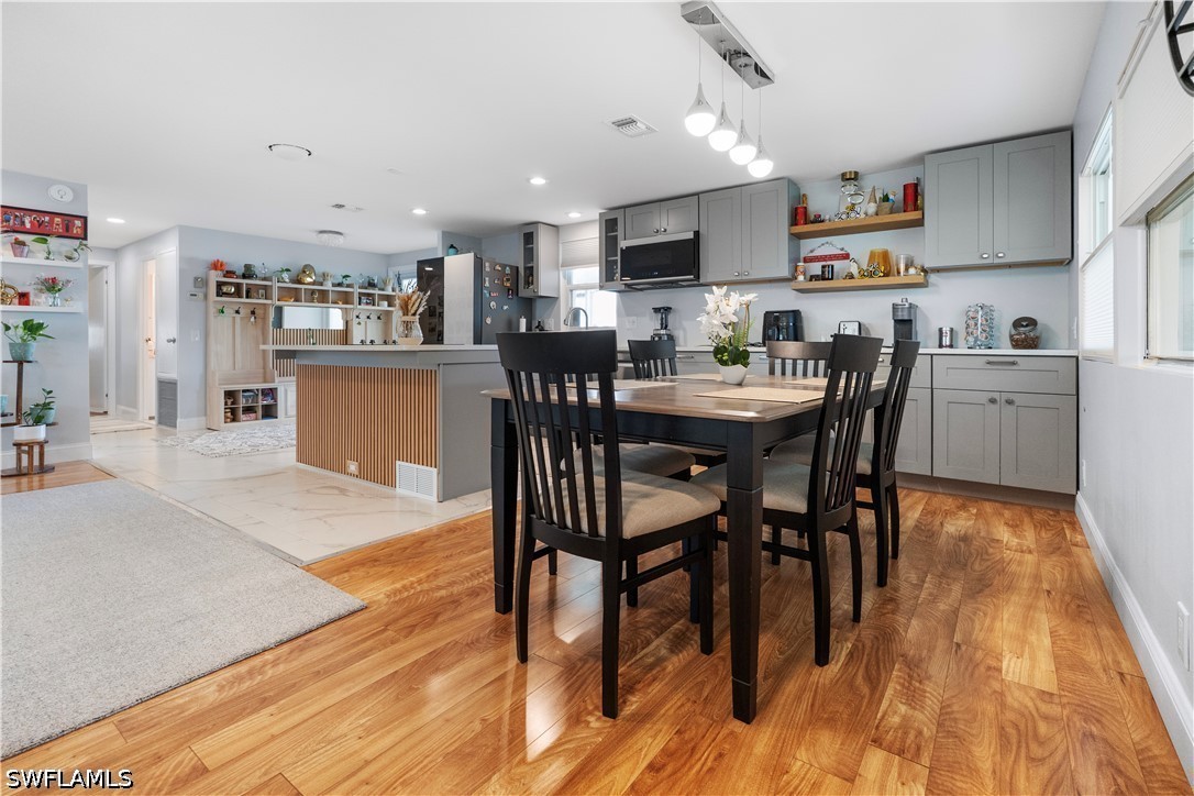 2 Bed ManufacturedHome for Sale in Naples, photo 19