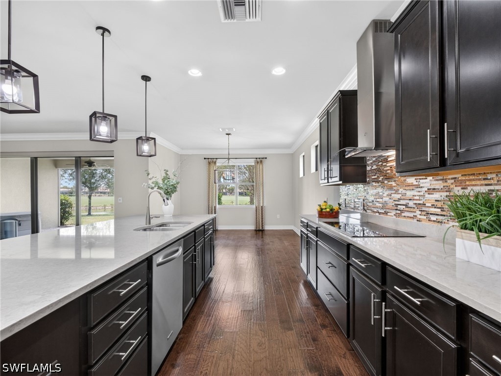 3 Bed Waterfront Home for Sale in Del Webb, photo 19