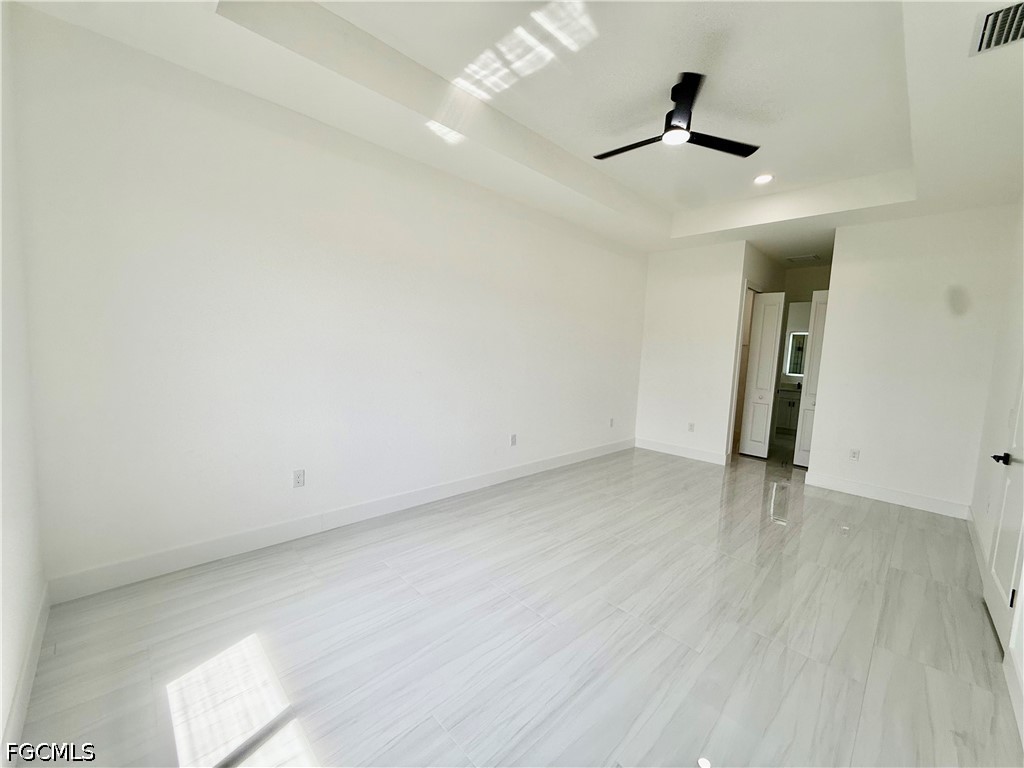4 Bed SingleFamilyResidence for Sale in Lehigh Acres, photo 19