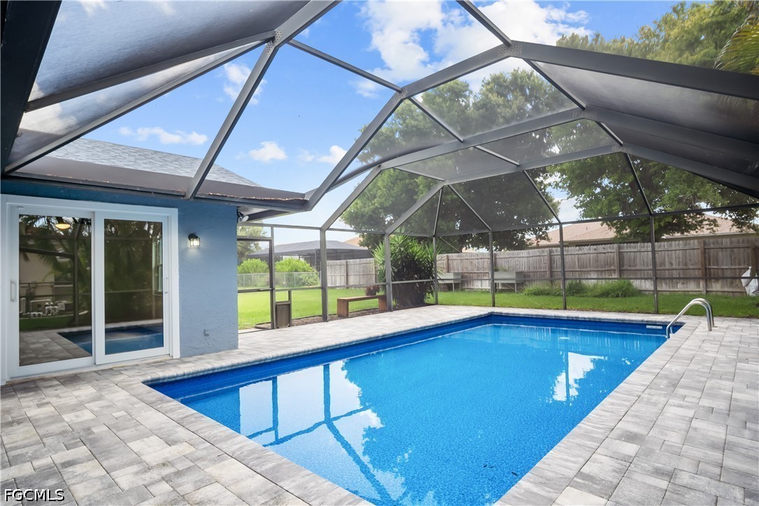 3 Bed Pool Home for Sale in Cape Coral, photo 19