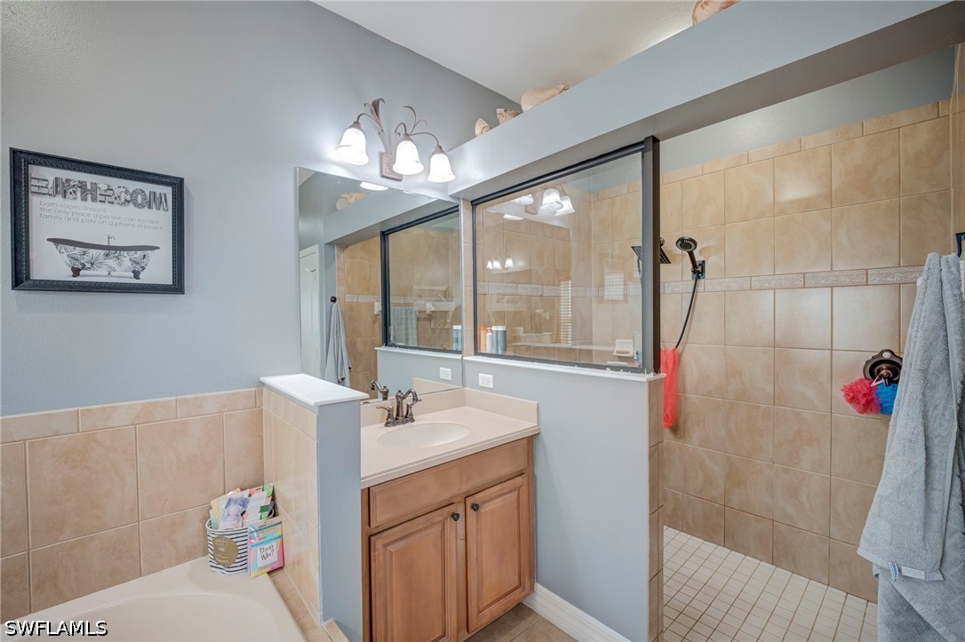 5 Bed Pool Home for Sale in Promenade West, photo 19