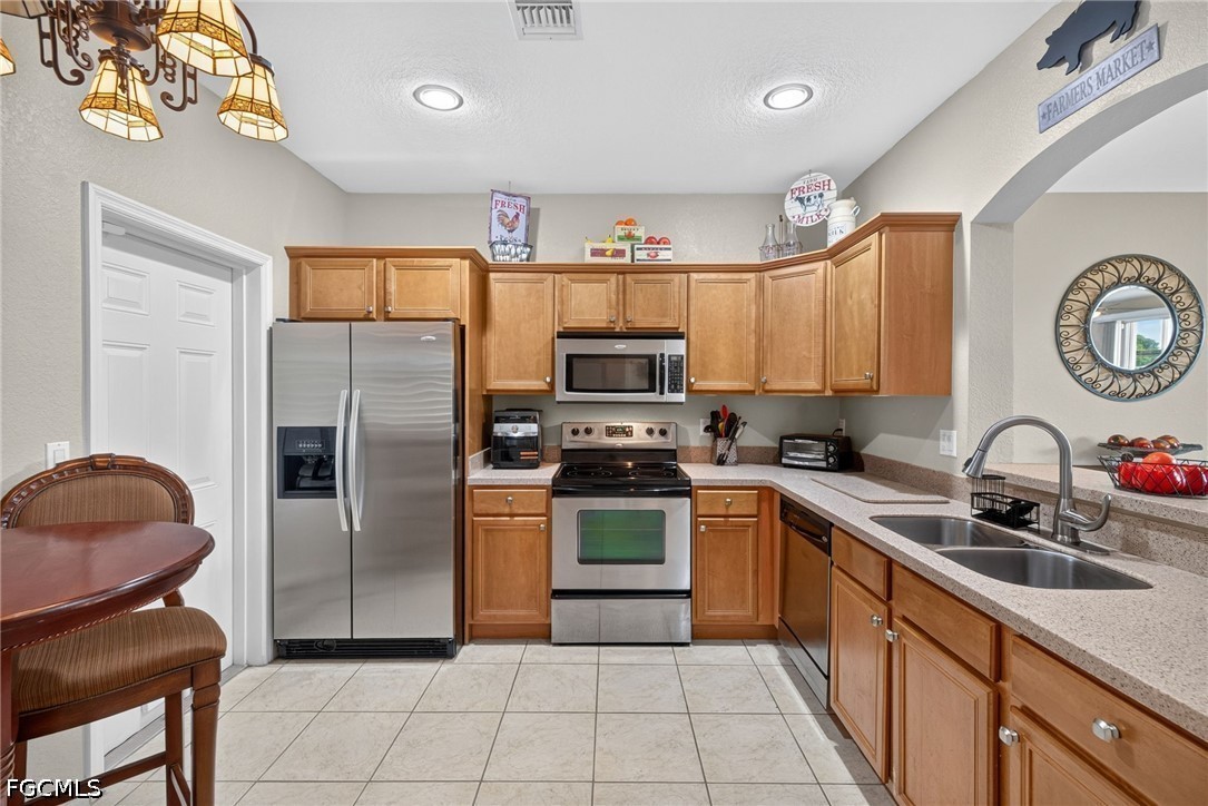 3 Bed Waterfront Home for Sale in Bella Vida, photo 19