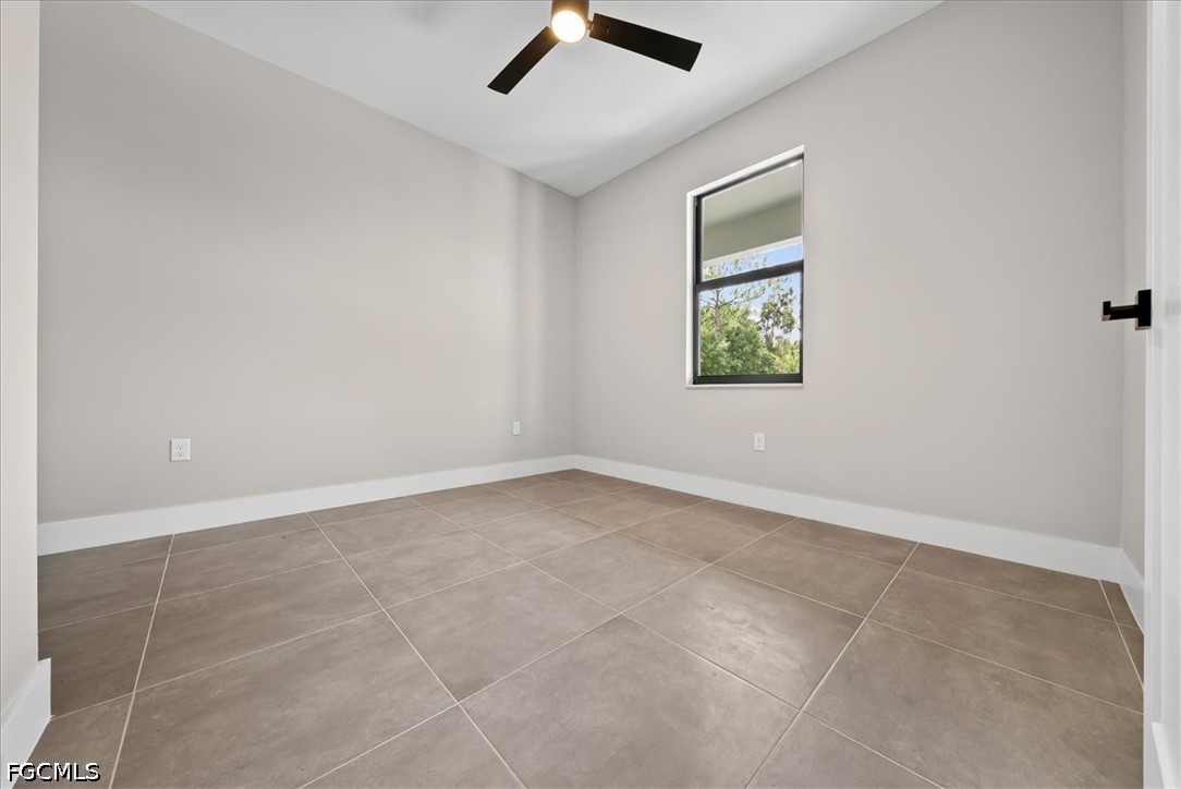 6 Bed Duplex for Sale in Lehigh Acres, photo 19