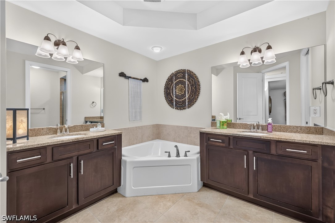 2 Bed Condominium for Sale in Estero, photo 19