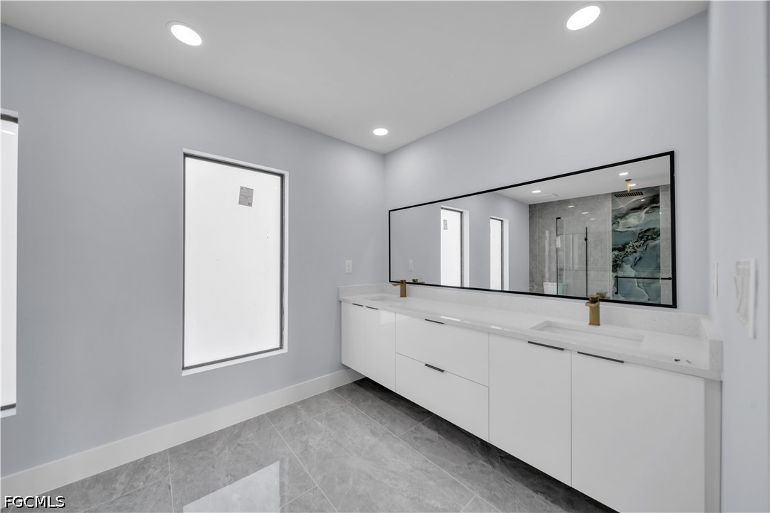 3 Bed SingleFamilyResidence for Sale in Lehigh Acres, photo 19
