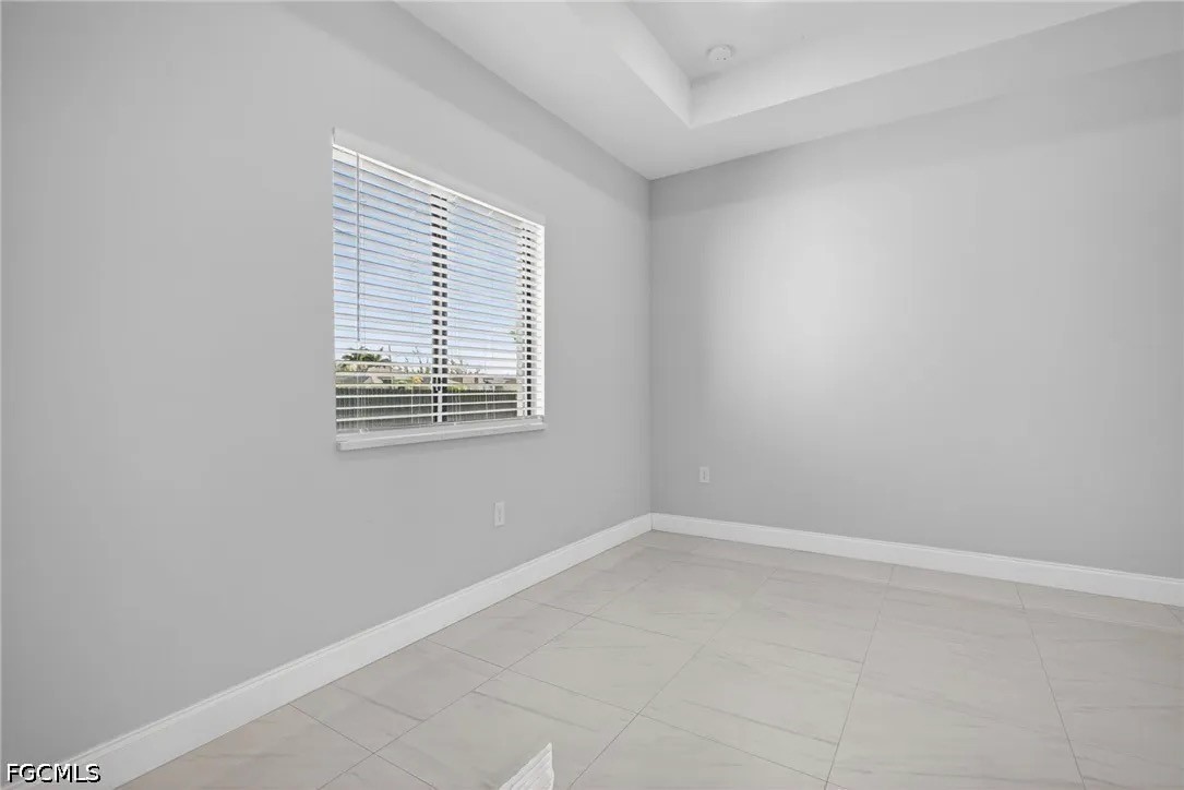 3 Bed SingleFamilyResidence for Sale in Cape Coral, photo 19