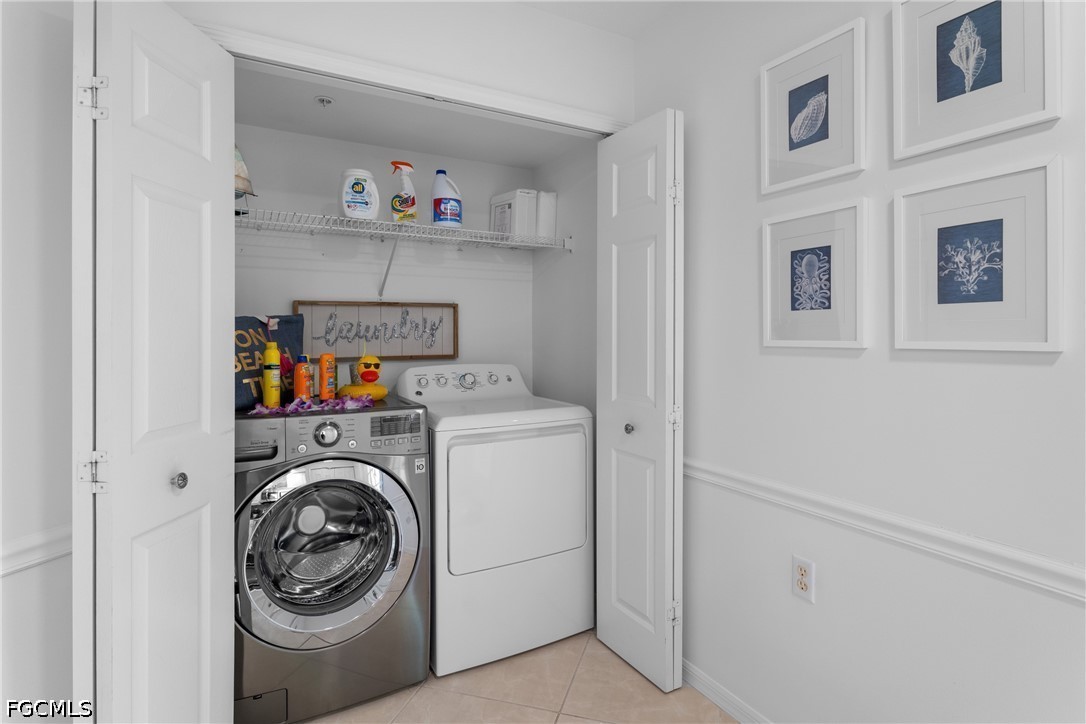 2 Bed Condominium for Sale in Naples, photo 19