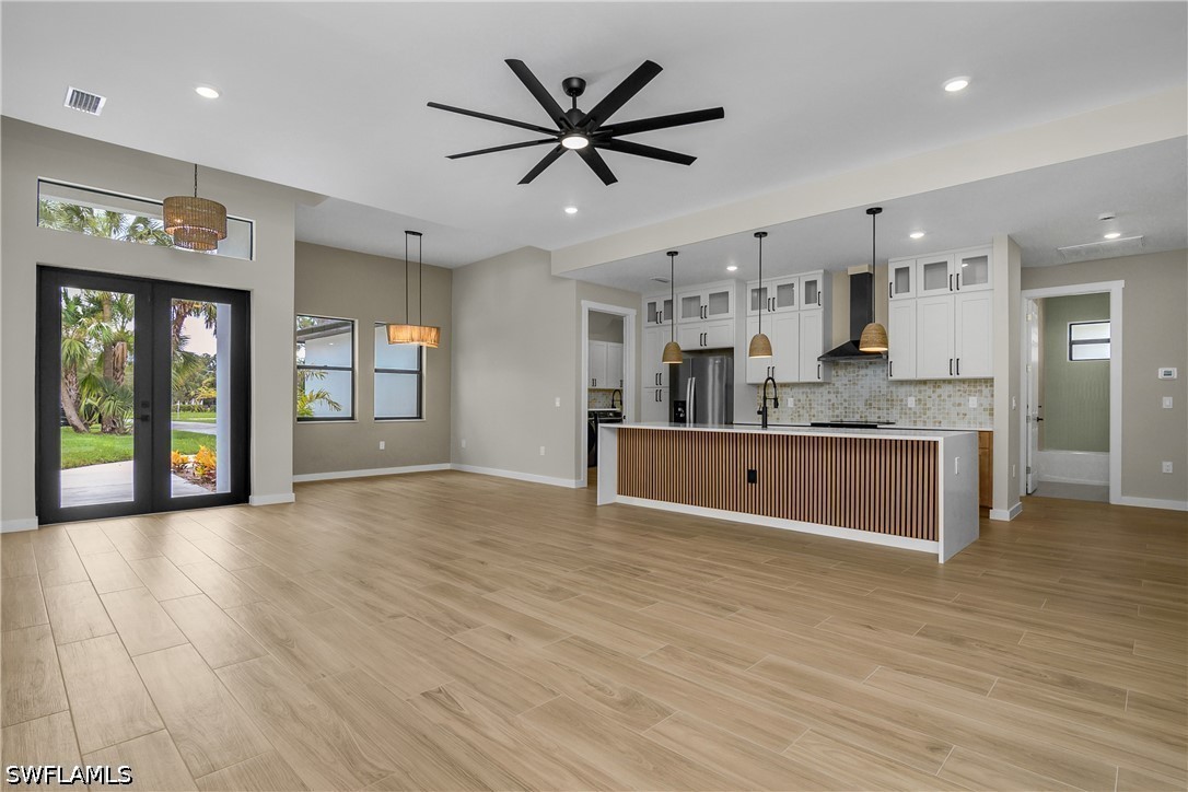 3 Bed Pool Home for Sale in Naples, photo 19