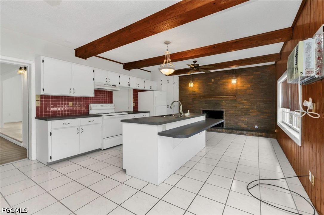 3 Bed SingleFamilyResidence for Sale in Port Charlotte, photo 19