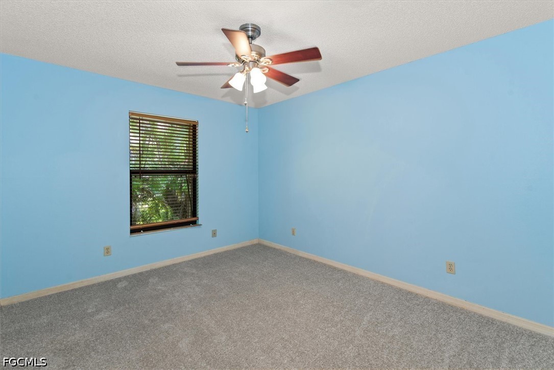 3 Bed SingleFamilyResidence for Sale in Cape Coral, photo 19