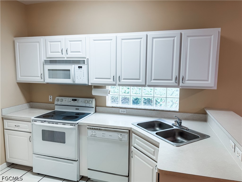 2 Bed SingleFamilyResidence for Sale in Estero, photo 19