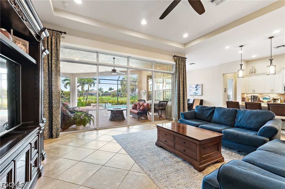 4 Bed Pool Home for Sale in Torrey Pines, photo 19