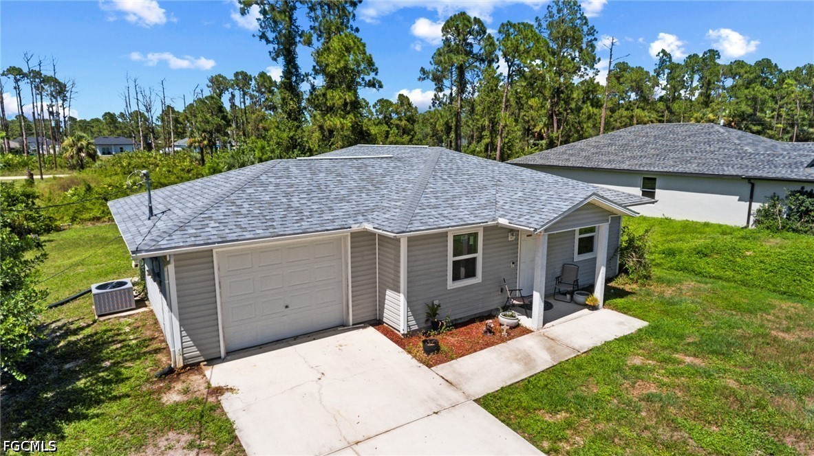 3 Bed SingleFamilyResidence for Sale in Lehigh Acres, photo 19