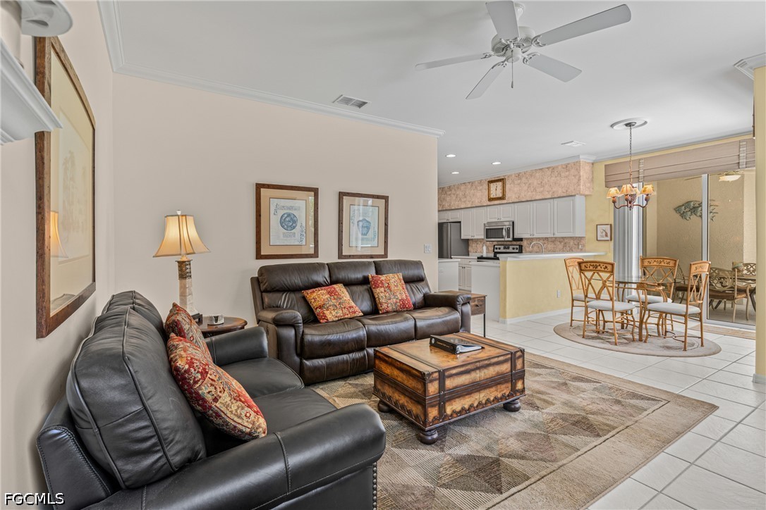 3 Bed Pool Home for Sale in Westminster, photo 19