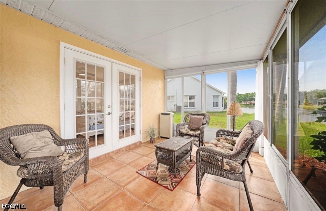 2 Bed Waterfront Home for Sale in The Meadow, photo 19