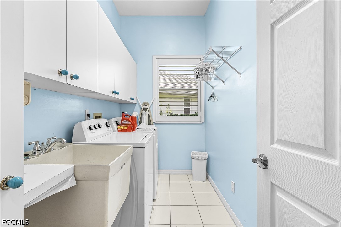 3 Bed Pool Home for Sale in Harbourside, photo 19