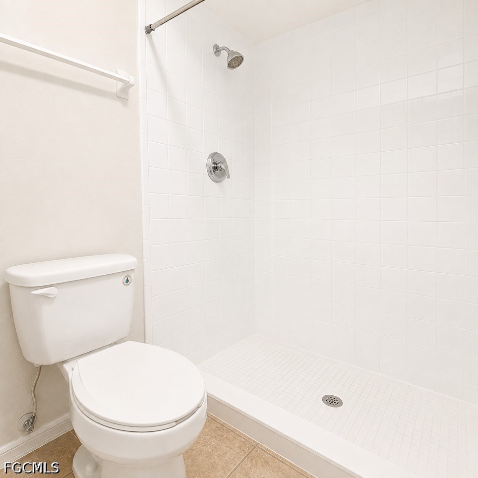 3 Bed Pool Home for Sale in Cape Coral, photo 19