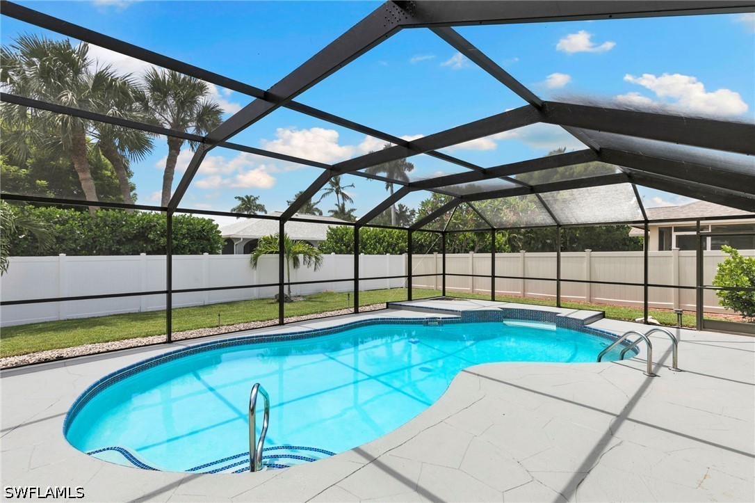 2 Bed Pool Home for Sale in Marco Island, photo 19