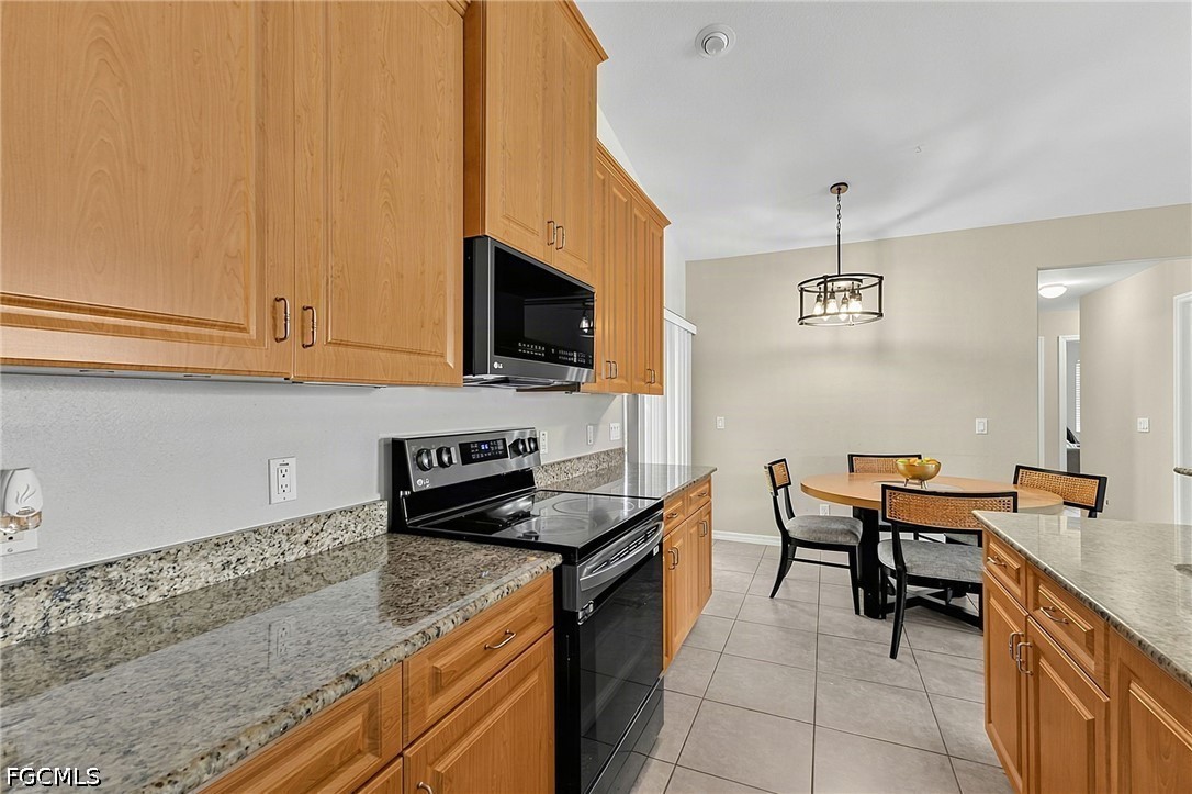 4 Bed SingleFamilyResidence for Sale in Lehigh Acres, photo 19
