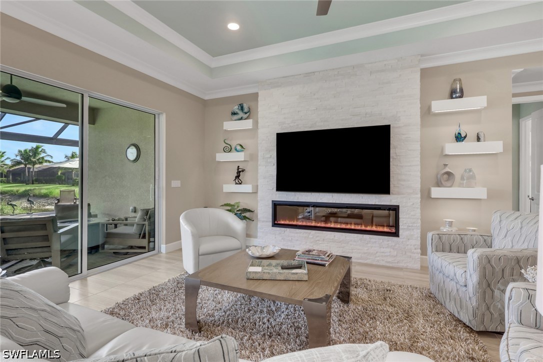 3 Bed Pool Home for Sale in Valencia Bonita, photo 19