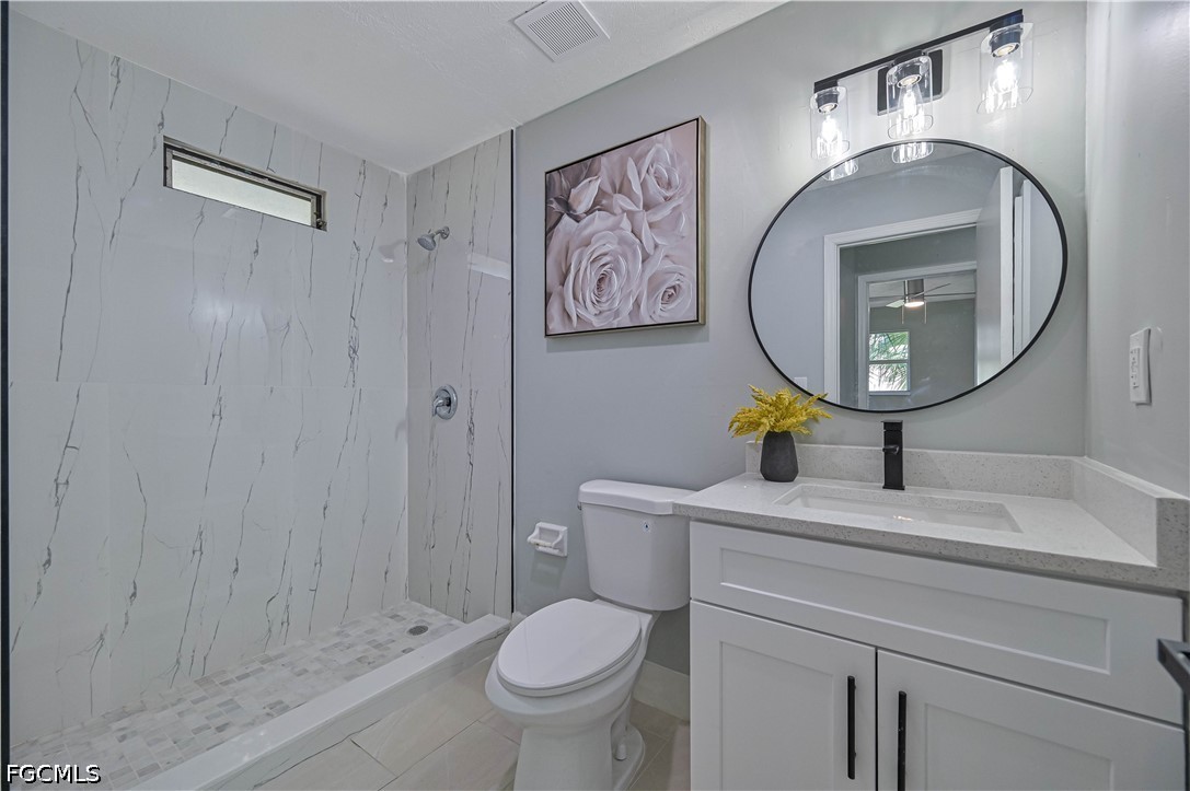 3 Bed SingleFamilyResidence for Sale in Fort Myers, photo 19