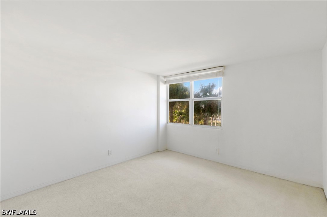 2 Bed Waterfront Home for Sale in Naples, photo 19