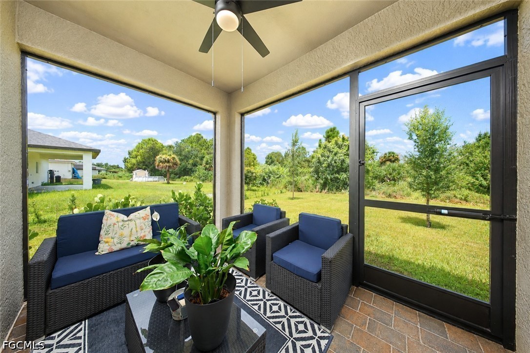 4 Bed SingleFamilyResidence for Sale in Lehigh Acres, photo 19