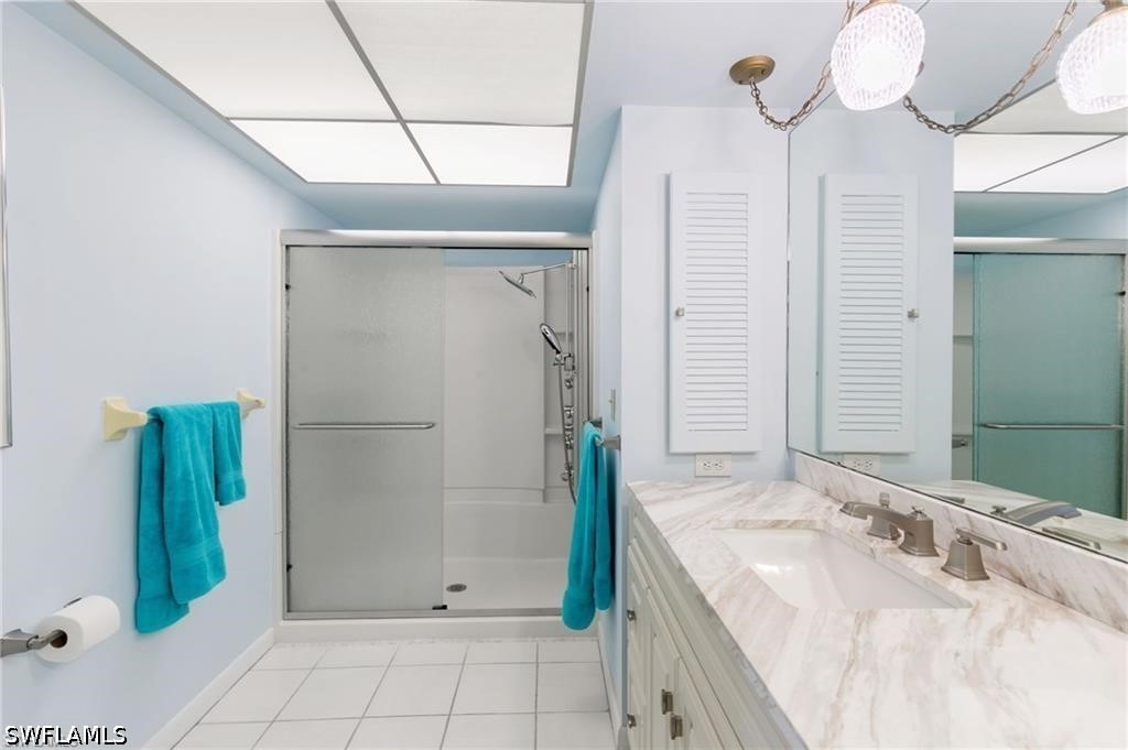 2 Bed Waterfront Home for Sale in Marco Beach, photo 19