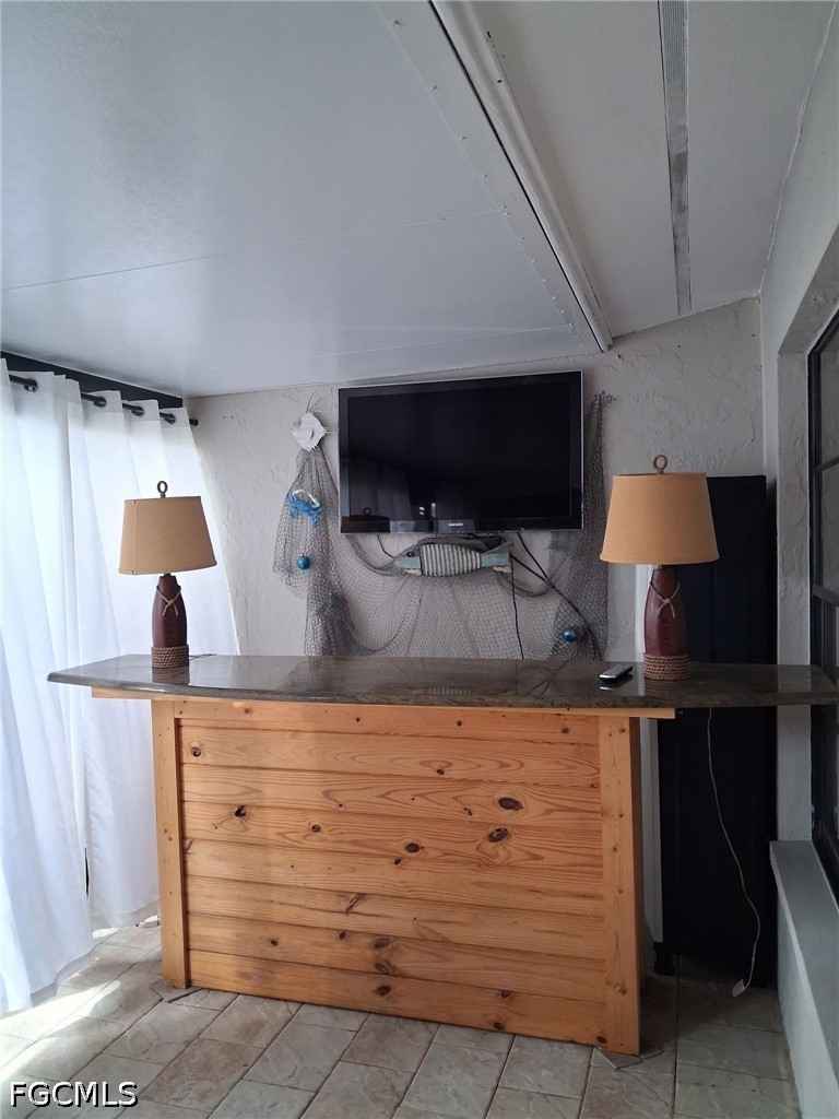 2 Bed Condominium for Sale in Cape Coral, photo 19