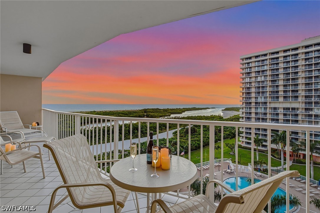 2 Bed Waterfront Home for Sale in Marco Island, photo 19