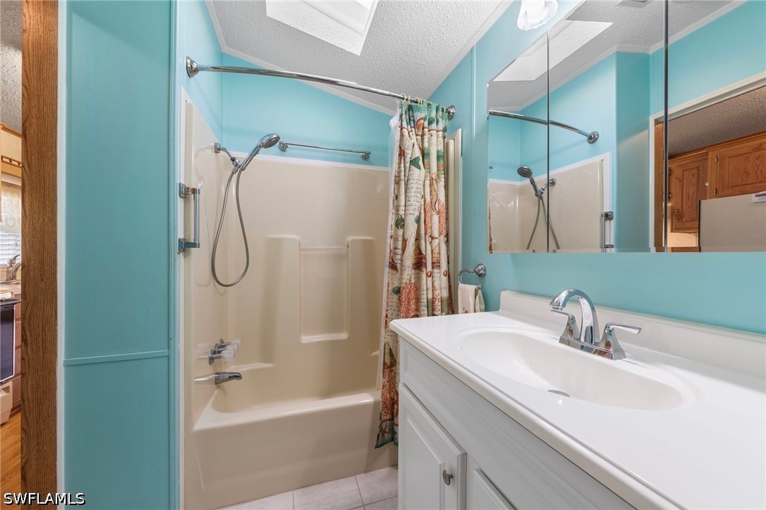 1 Bed ManufacturedHome for Sale in Estero, photo 19