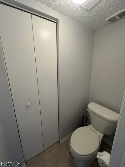 1 Bed Waterfront Home for Sale in Venetian Palms, photo 19