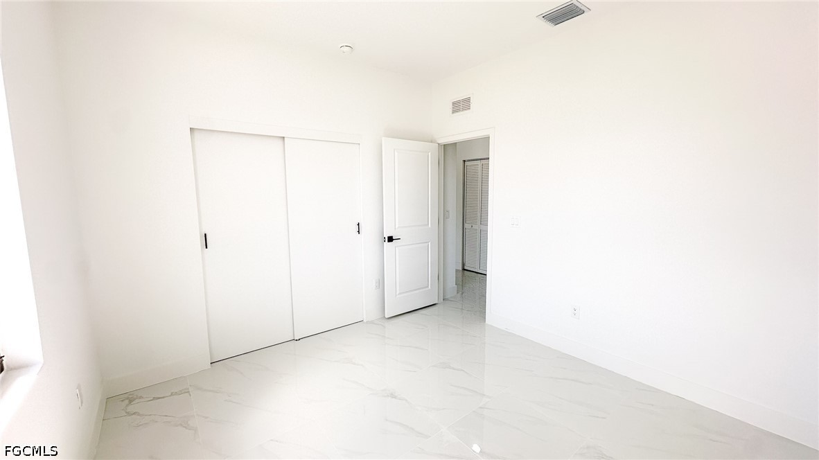3 Bed SingleFamilyResidence for Sale in Lehigh Acres, photo 19