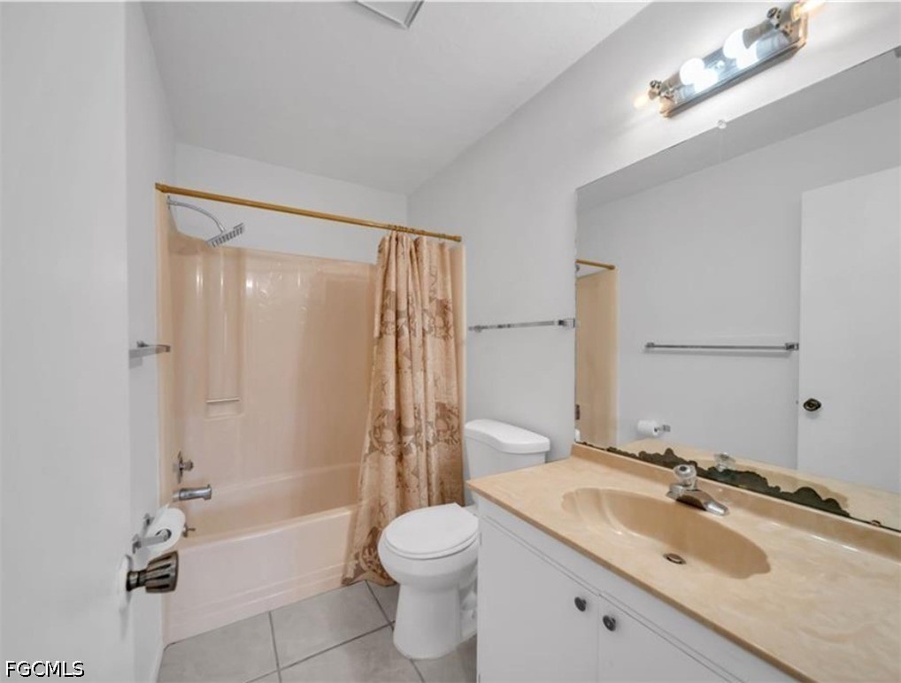 2 Bed Condominium for Sale in Fort Myers, photo 19