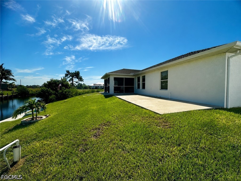 3 Bed Waterfront Home for Sale in Cape Coral, photo 19