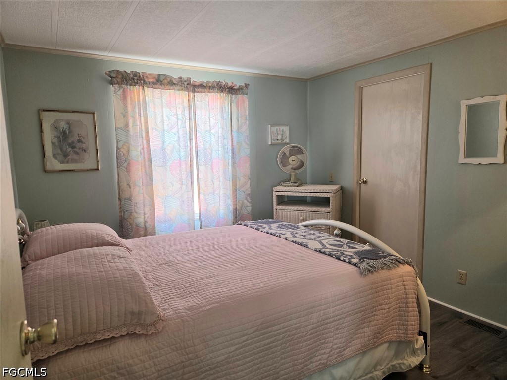 2 Bed ManufacturedHome for Sale in North Fort Myers, photo 19