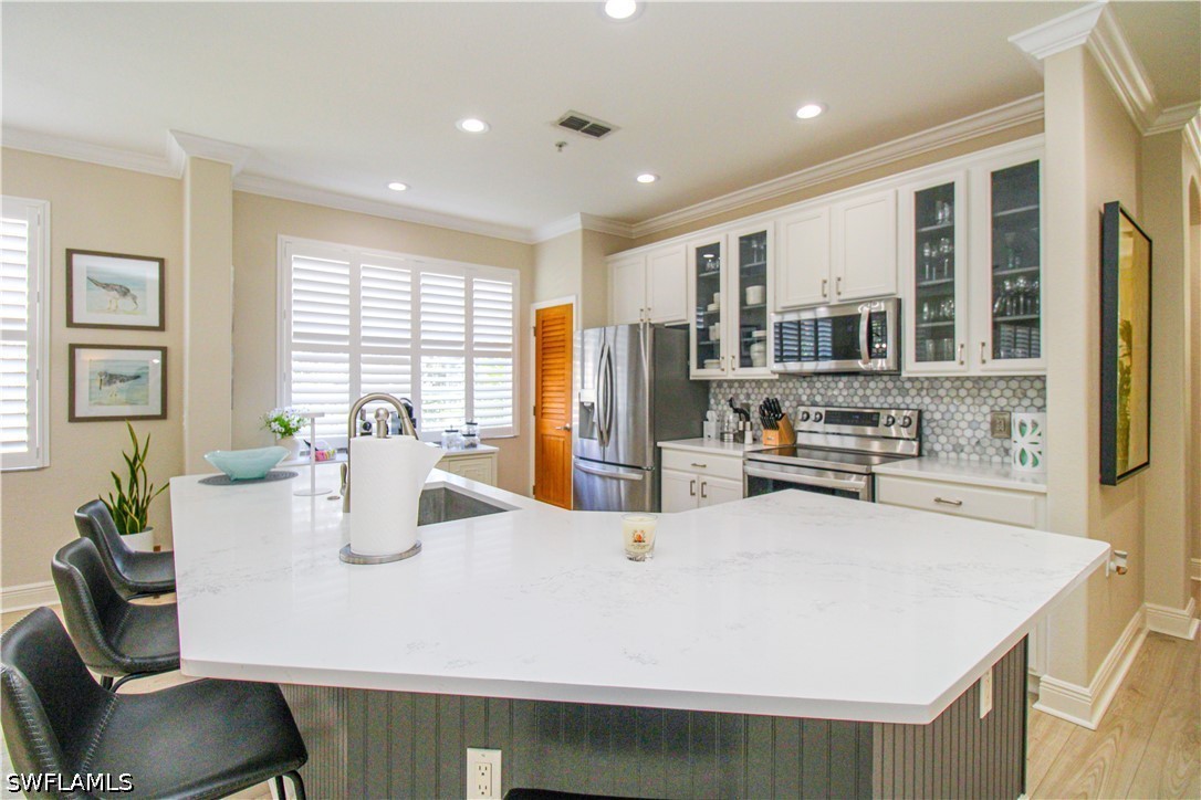 3 Bed Condominium for Sale in Lake Barrington, photo 19