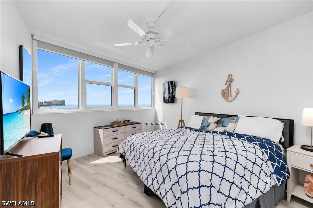 2 Bed Waterfront Home for Sale in Marco Island, photo 19