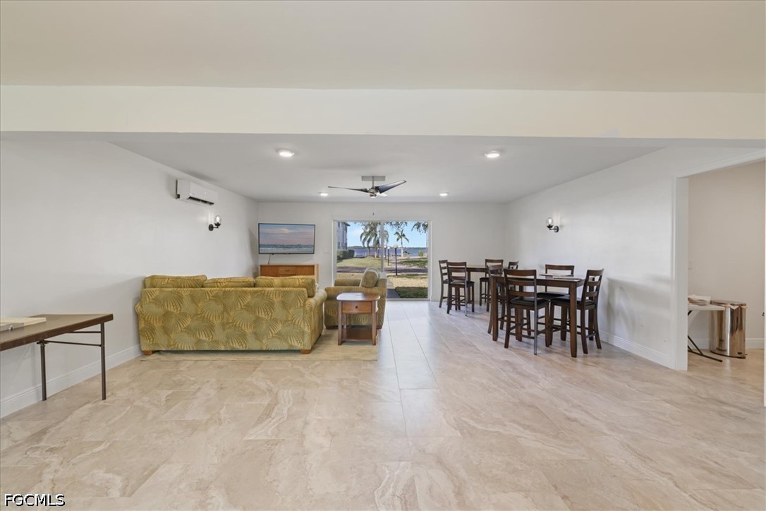 1 Bed Waterfront Home for Sale in Fort Myers, photo 19
