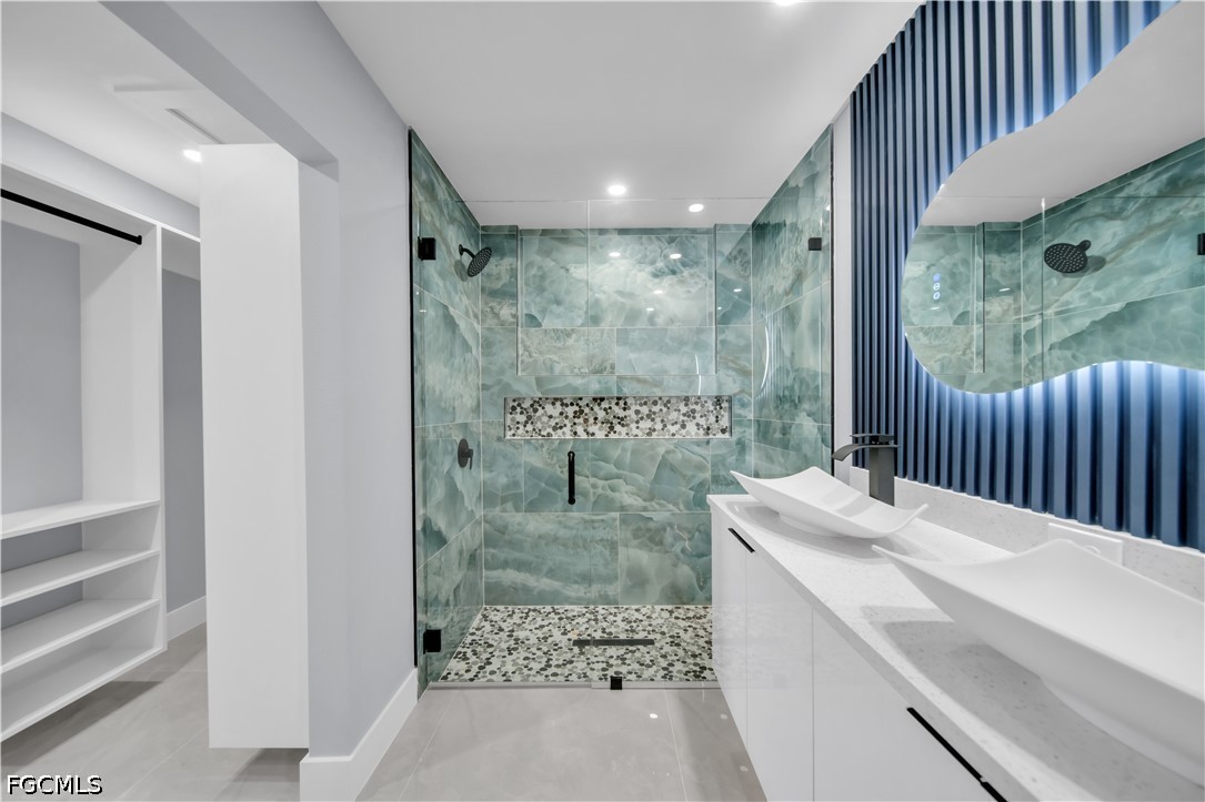 3 Bed Pool Home for Sale in Cape Coral, photo 19