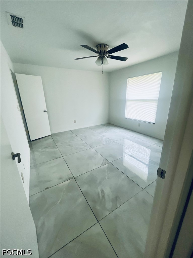 3 Bed SingleFamilyResidence for Sale in Lehigh Acres, photo 19
