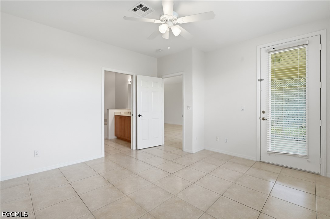 3 Bed Waterfront Home for Sale in Fort Myers, photo 19