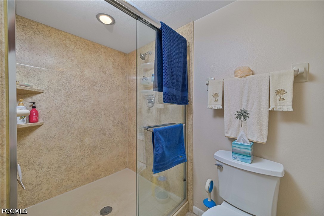2 Bed Pool Home for Sale in Cape Coral, photo 19