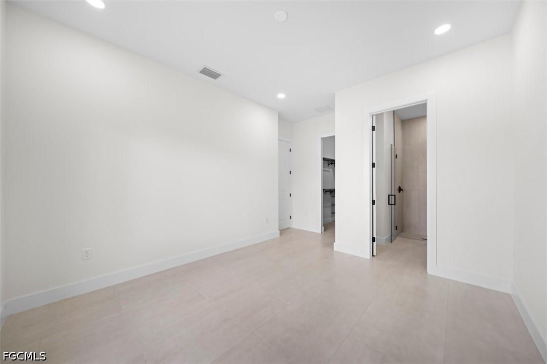 3 Bed SingleFamilyResidence for Sale in Cape Coral, photo 19