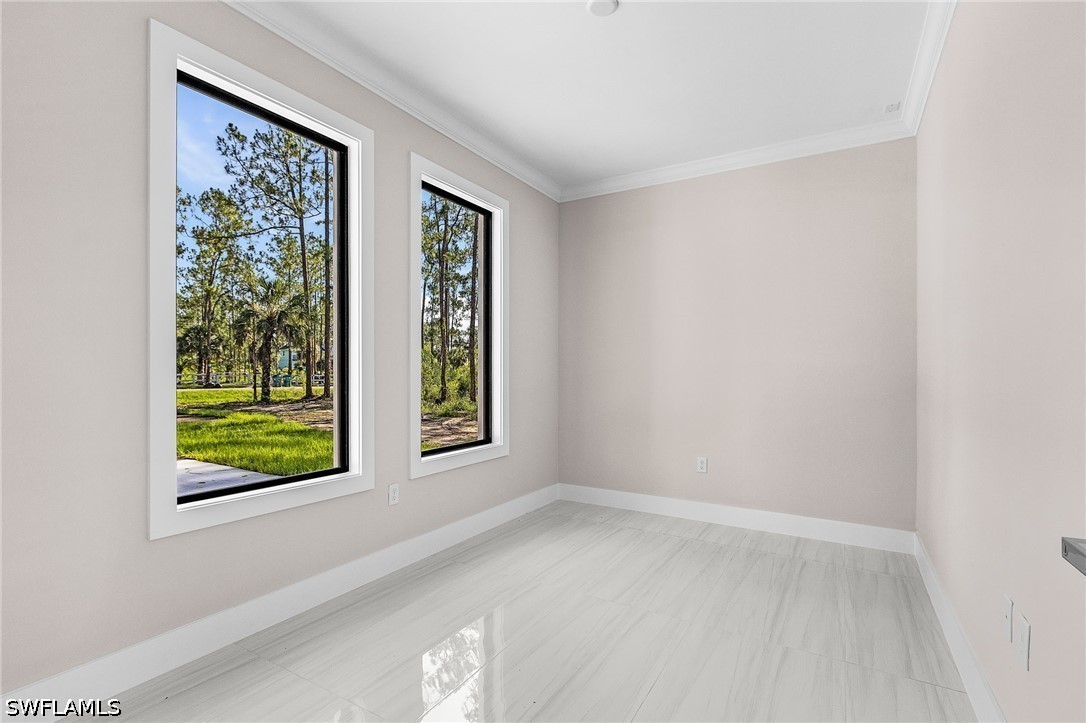 3 Bed SingleFamilyResidence for Sale in Naples, photo 19