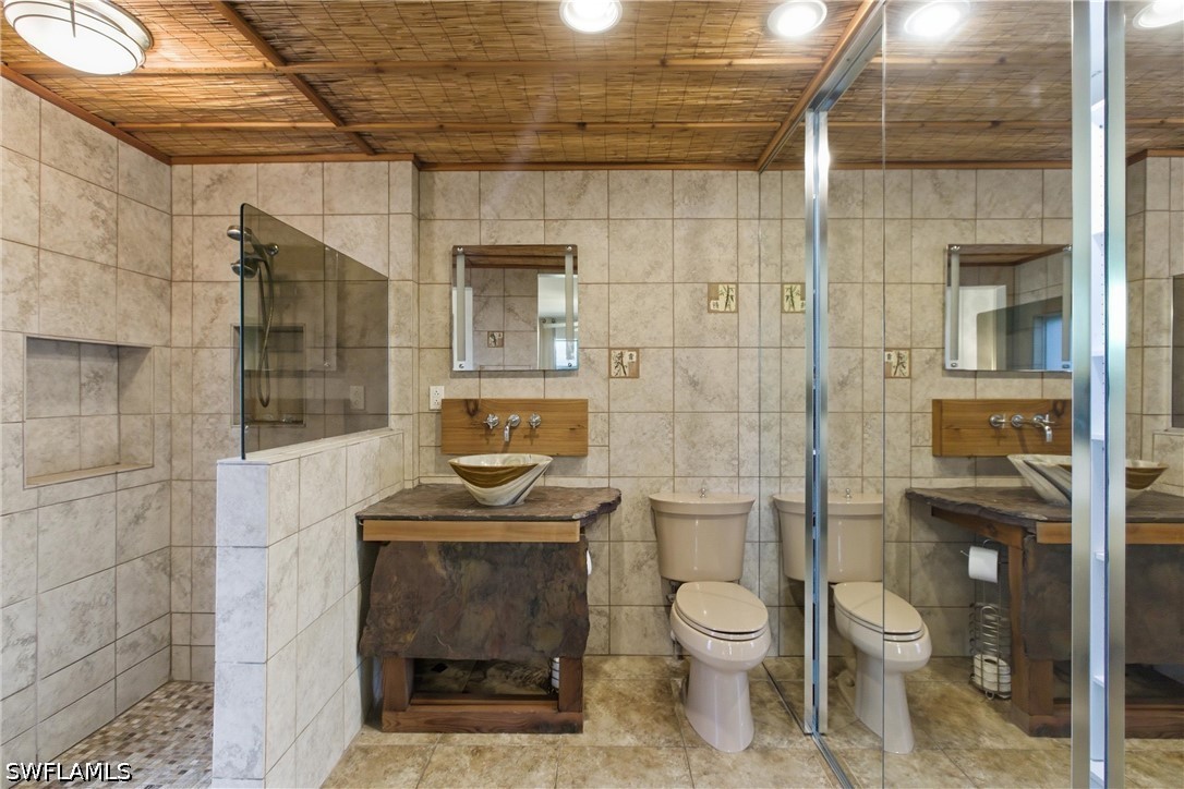 3 Bed SingleFamilyResidence for Sale in Seminole Estates, photo 19