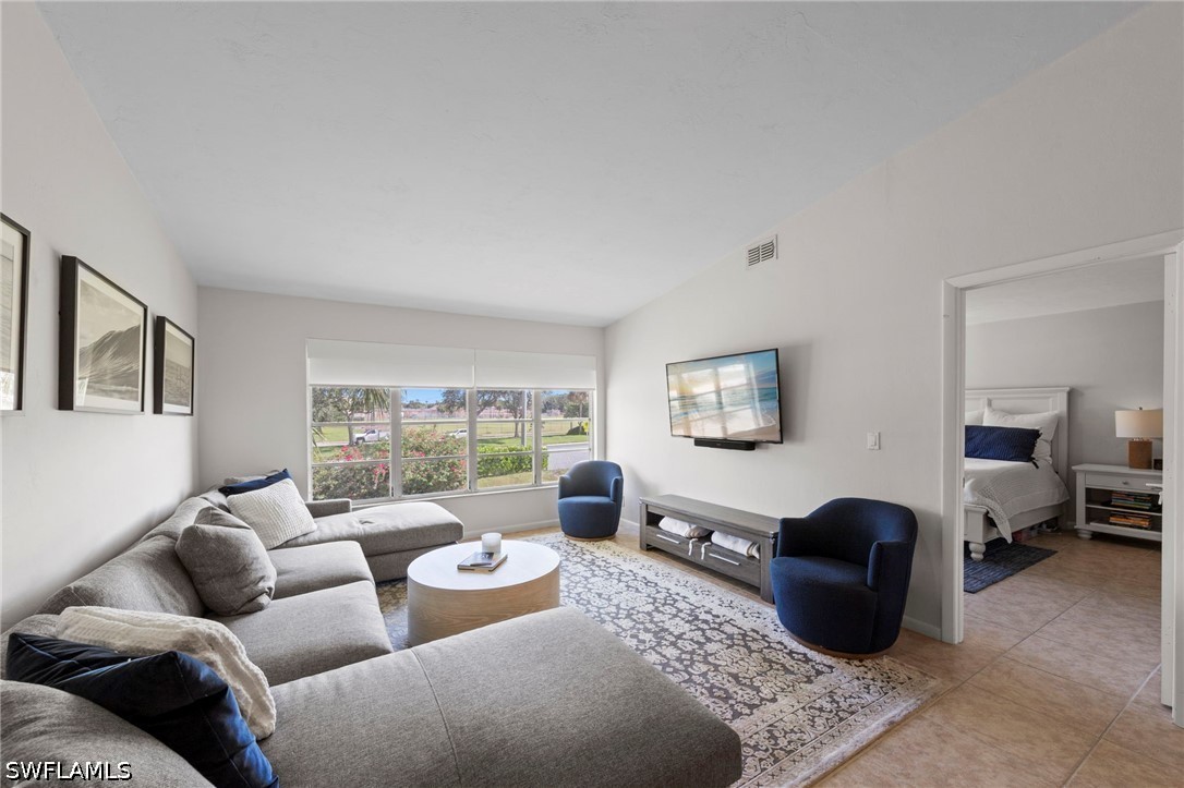 2 Bed Condominium for Sale in Winterpark, photo 19