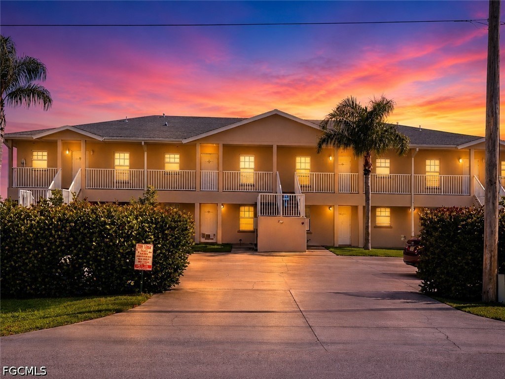 2 Bed Waterfront Home for Sale in Cape Coral, photo 19