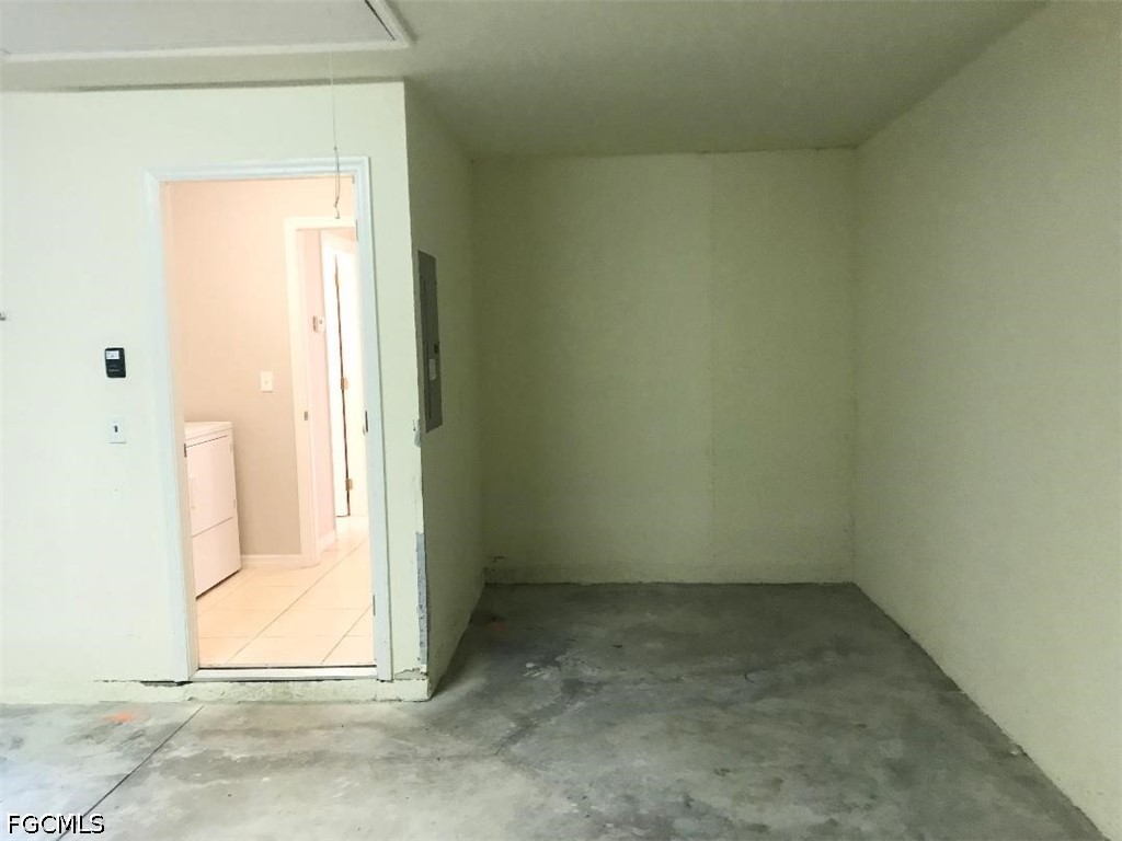2 Bed Duplex for Sale in Cape Coral, photo 19